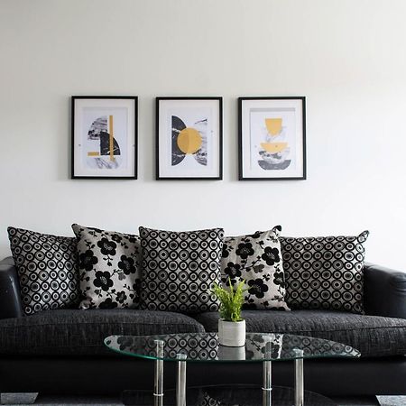 2 Bedroom Apartment Leamington Spa Hosted By Golden Key Lillington  外观 照片